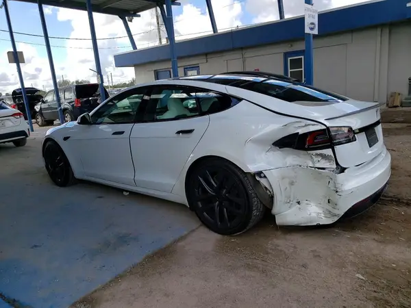5YJSA1E64NF473627 2022 TESLA MODEL S - Image 2