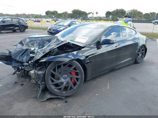 5YJSA1E64TF555502 2026 TESLA MODEL S - Image 2
