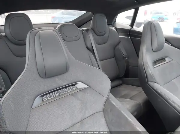 5YJSA1E64TF555502 2026 TESLA MODEL S - Image 8