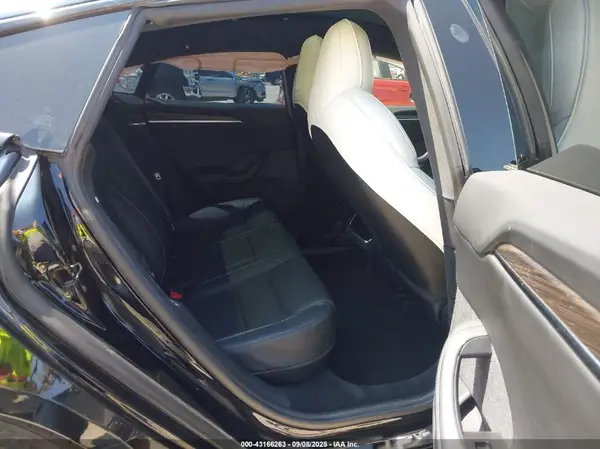 5YJSA1E65MF439632 2021 TESLA MODEL S - Image 8
