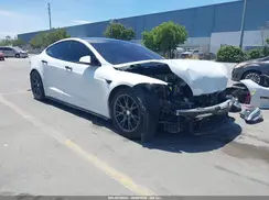 5YJSA1E65MF447262 2021 TESLA MODEL S