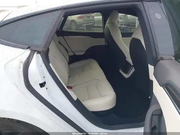 5YJSA1E65NF461065 2022 TESLA MODEL S - Image 8
