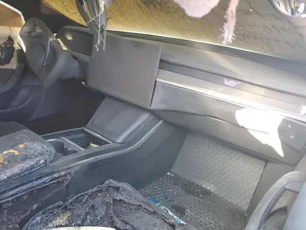 5YJSA1E66MF454270 2021 TESLA MODEL S - Image 8