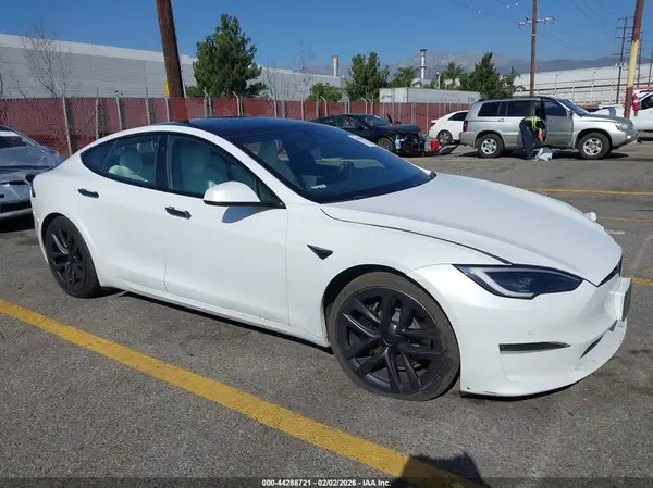 5YJSA1E67NF474030 2022 TESLA MODEL S - Image 1