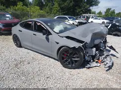 5YJSA1E67PF516585 2023 TESLA MODEL S