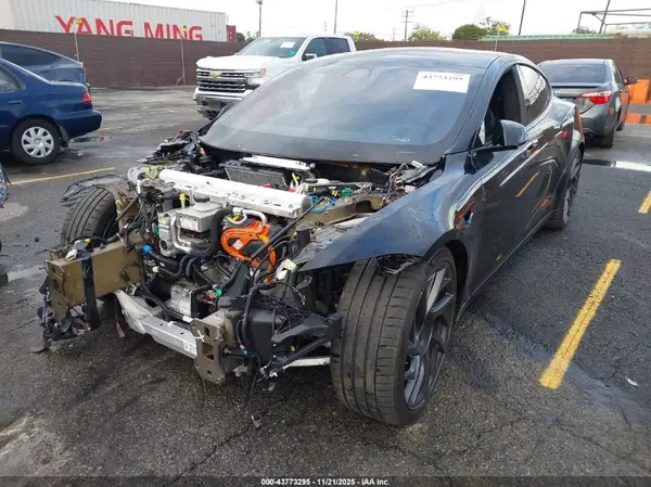 5YJSA1E67TF554750 2026 TESLA MODEL S - Image 2