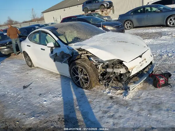 5YJSA1E68NF468530 2022 TESLA MODEL S - Image 1