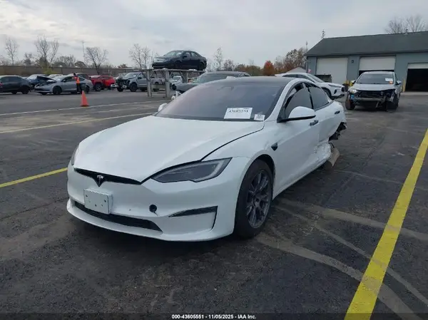 5YJSA1E68NF477048 2022 TESLA MODEL S - Image 2