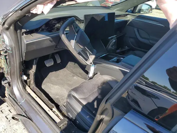 5YJSA1E68PF499666 2023 TESLA MODEL S - Image 8