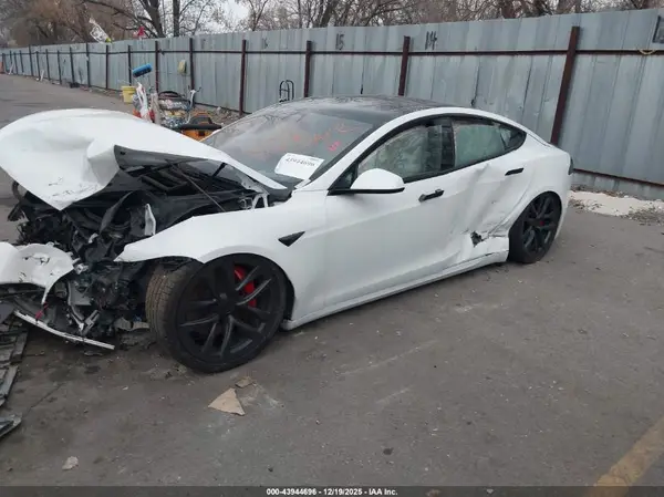 5YJSA1E68PF508382 2023 TESLA MODEL S - Image 2