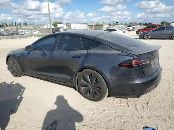 5YJSA1E68RF533284 2024 TESLA MODEL S - Image 2