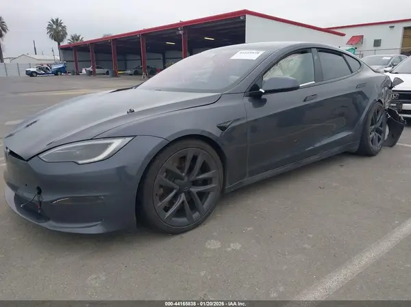 5YJSA1E69NF472313 2022 TESLA MODEL S - Image 2