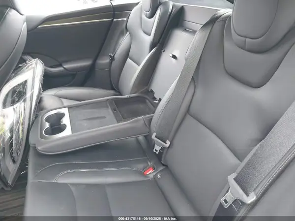 5YJSA1E6XMF443014 2021 TESLA MODEL S - Image 8
