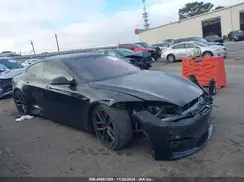 5YJSA1E6XNF460235 2022 TESLA MODEL S