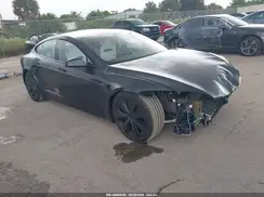 5YJSA1E6XSF547869 2025 TESLA MODEL S