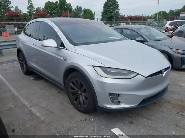 5YJXCAE20GF001781 2016 TESLA MODEL X - Image 1