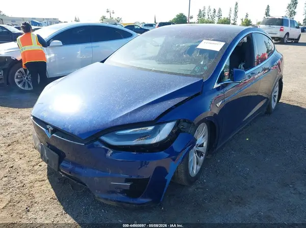 5YJXCAE20GF004955 2016 TESLA MODEL X - Image 2
