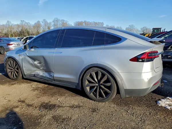 5YJXCAE20GF006236 2016 TESLA MODEL X - Image 2