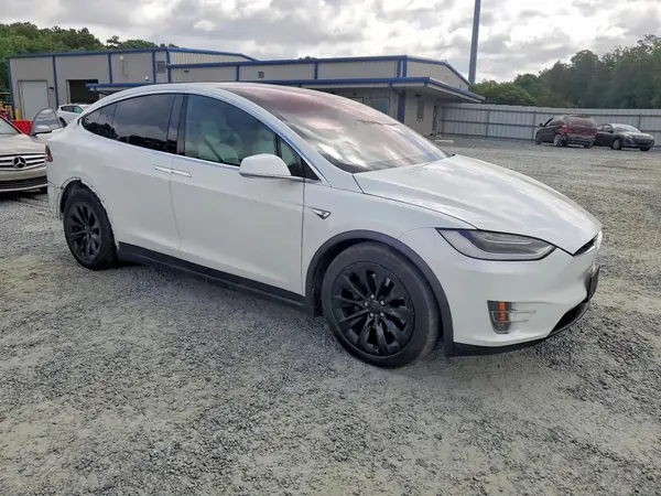 2016 TESLA MODEL X COPART lot 57563286 auction photo 4