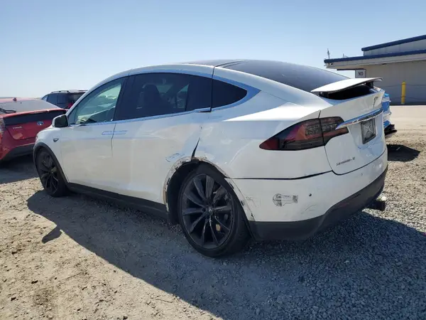 5YJXCAE20GF011971 2016 TESLA MODEL X - Image 2