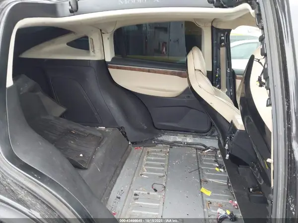 5YJXCAE20GF016555 2016 TESLA MODEL X - Image 8