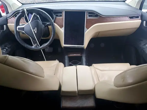 5YJXCAE20HF034765 2017 TESLA MODEL X - Image 8