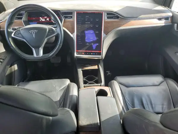 5YJXCAE20HF046303 2017 TESLA MODEL X - Image 8