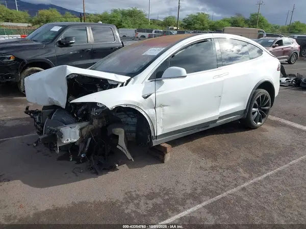 5YJXCAE20HF065921 2017 TESLA MODEL X - Image 2