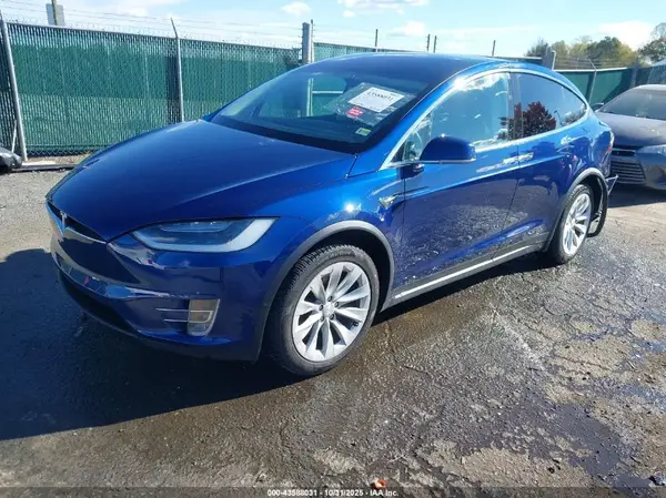 5YJXCAE20HF067331 2017 TESLA MODEL X - Image 2