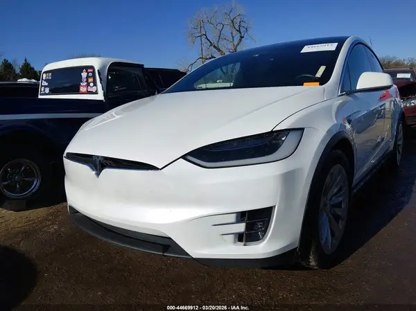 5YJXCAE20HF075459 2017 TESLA MODEL X - Image 2