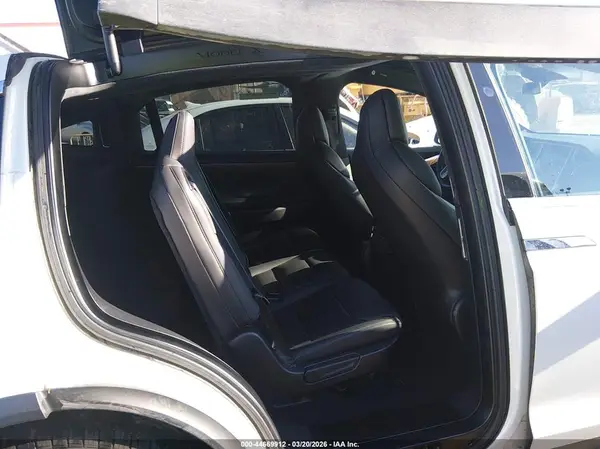 5YJXCAE20HF075459 2017 TESLA MODEL X - Image 8