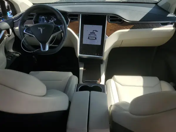 5YJXCAE20JF089058 2018 TESLA MODEL X - Image 8