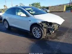 5YJXCAE20JF096690 2018 TESLA MODEL X