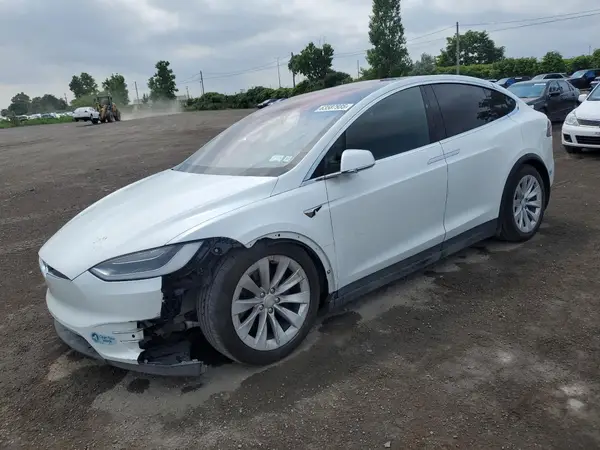 5YJXCAE20JF100088 2018 TESLA MODEL X - Image 1
