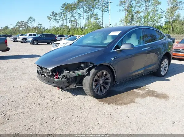 5YJXCAE20JF101564 2018 TESLA MODEL X - Image 2