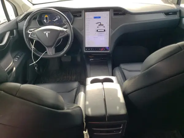 5YJXCAE20JF104125 2018 TESLA MODEL X - Image 8