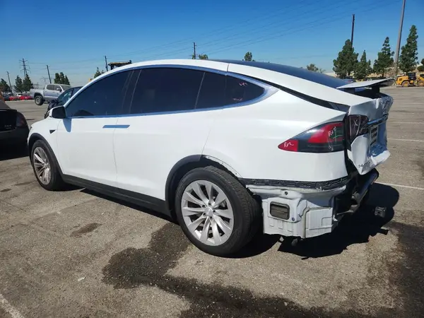 5YJXCAE20JF124276 2018 TESLA MODEL X - Image 2
