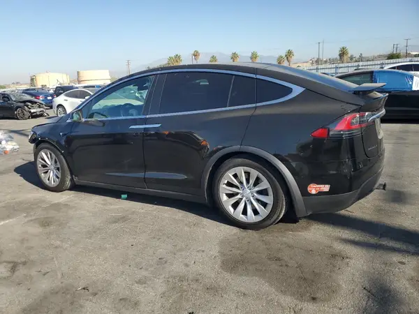 5YJXCAE20JF128263 2018 TESLA MODEL X - Image 2