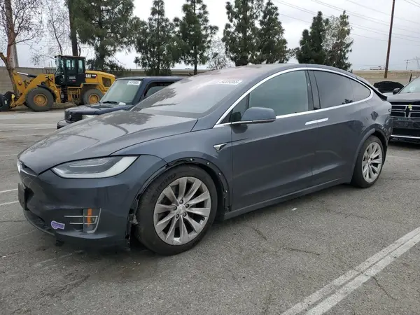 5YJXCAE20JF137366 2018 TESLA MODEL X - Image 1