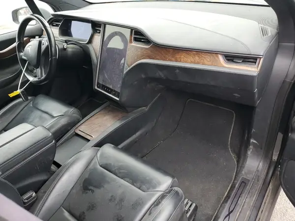 5YJXCAE20JF137366 2018 TESLA MODEL X - Image 8