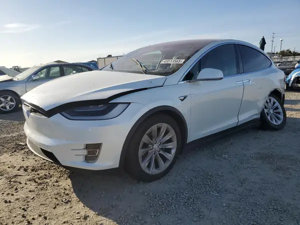 5YJXCAE20JF140512 2018 TESLA MODEL X - Image 1