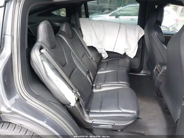 5YJXCAE20KF152371 2019 TESLA MODEL X - Image 8