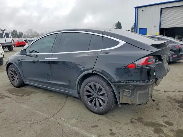 5YJXCAE20KF182860 2019 TESLA MODEL X - Image 2