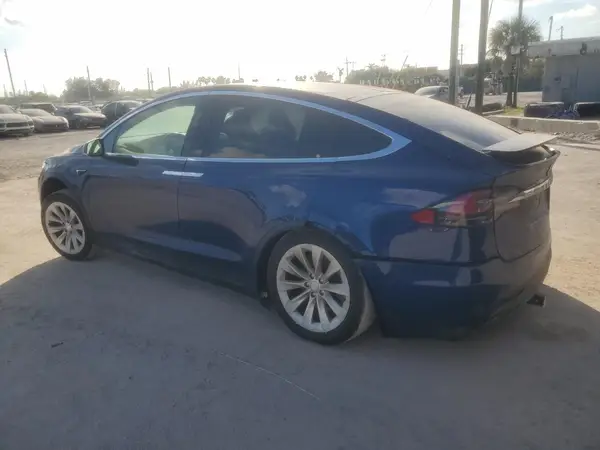 5YJXCAE20KF198721 2019 TESLA MODEL X - Image 2