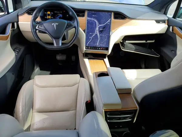 5YJXCAE20LF237566 2020 TESLA MODEL X - Image 8