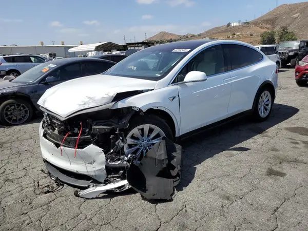 5YJXCAE20MF308184 2021 TESLA MODEL X - Image 1