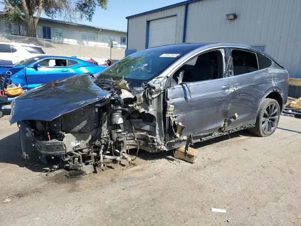 5YJXCAE20MF319573 2021 TESLA MODEL X - Image 1