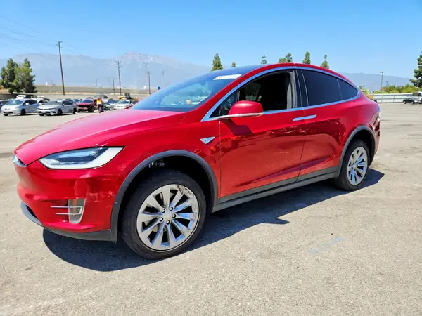 5YJXCAE21GF002941 2016 TESLA MODEL X - Image 1