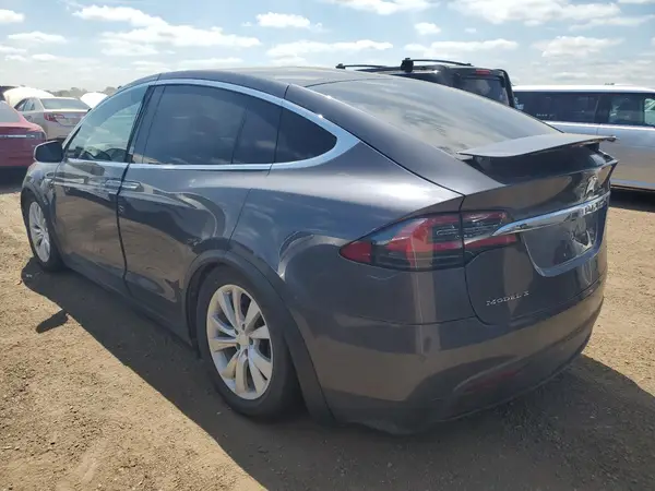 5YJXCAE21GF004365 2016 TESLA MODEL X - Image 2