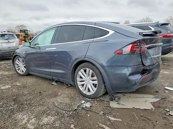 5YJXCAE21GF004415 2016 TESLA MODEL X - Image 2
